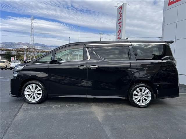 ヴェルファイア 2.5Z☆4WD☆9インチナビ☆ビルトインETC☆試乗OK☆ ☆4WD☆9インチナビ☆Bluetooth☆F/Bカメラ☆両側電動ドア☆後席モニター☆クリアランスソナー☆LEDライト☆電動パーキング☆オートブレーキホールド☆ドラレコ☆ビルトインETC☆試乗OK☆(9枚目)