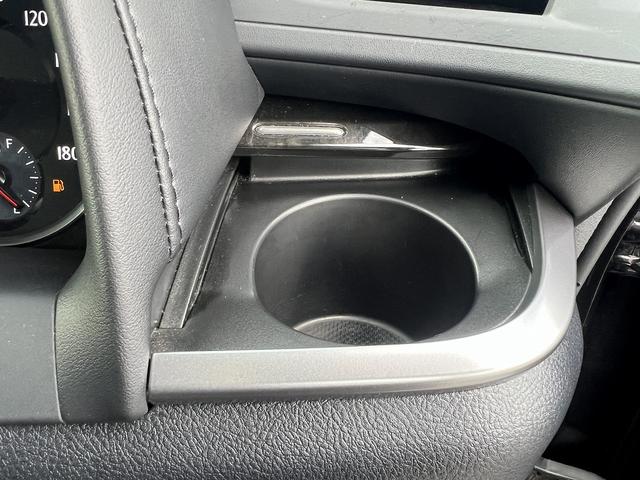 ヴェルファイア 2.5Z☆4WD☆9インチナビ☆ビルトインETC☆試乗OK☆ ☆4WD☆9インチナビ☆Bluetooth☆F/Bカメラ☆両側電動ドア☆後席モニター☆クリアランスソナー☆LEDライト☆電動パーキング☆オートブレーキホールド☆ドラレコ☆ビルトインETC☆試乗OK☆(55枚目)