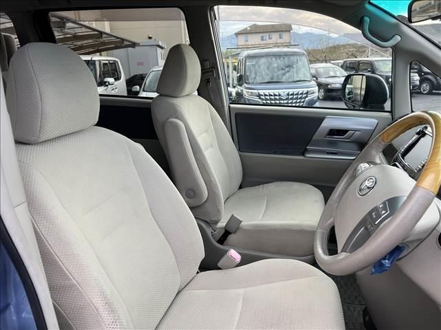 ノア G☆4WD☆ナビ☆F/S/Bカメラ☆両側電動ドア☆試乗OK☆ ☆4WD☆ナビ☆フロント/サイド/バックカメラ☆両側電動ドア☆キセノン+オートライト☆フォグ☆クルーズコントロール☆ビルトインETC☆コーナーセンサー☆AC100V電源☆ドライブレコーダー☆試乗OK☆(11枚目)