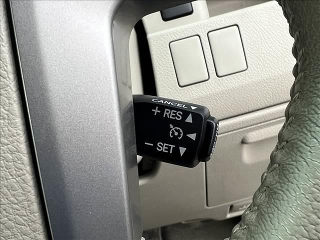 ノア G☆4WD☆ナビ☆F/S/Bカメラ☆両側電動ドア☆試乗OK☆ ☆4WD☆ナビ☆フロント/サイド/バックカメラ☆両側電動ドア☆キセノン+オートライト☆フォグ☆クルーズコントロール☆ビルトインETC☆コーナーセンサー☆AC100V電源☆ドライブレコーダー☆試乗OK☆(19枚目)