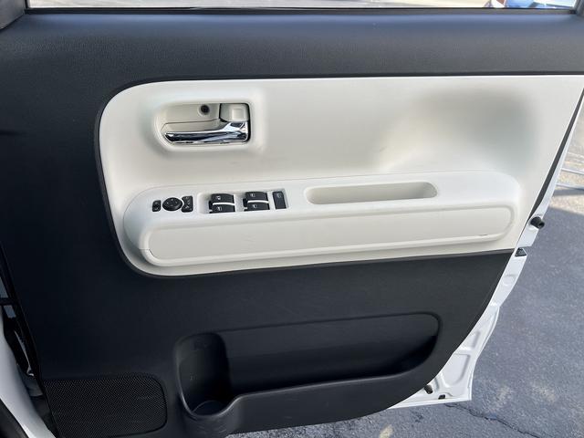 ムーヴキャンバス ストライプスG☆9インチナビ☆走行4.5万km☆試乗OK☆ ☆9インチナビ☆TV☆Bluetooth☆パノラマモニター☆スマートアシスト3☆予約機能付両側電動ドア☆LEDライト&フォグ☆車線逸脱警報☆電動パーキング☆前席シートヒーター☆ドラレコ☆試乗できます☆(76枚目)