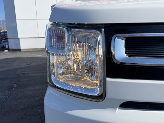 ☆純正オーディオ☆ＣＤ／ＡＵＸ／Ｂｌｕｅｔｏｏｔｈ／ＵＳＢ☆アイドリングストップ☆オートライト☆横滑り防止機能☆オートエアコン☆運転席シートヒーター☆電格ドアミラー☆キーレス☆走行２．８万☆試乗ＯＫ☆