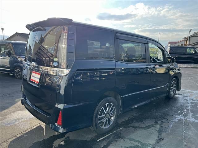 ヴォクシー ＺＳ☆４ＷＤ☆９インチナビ☆バックカメラ☆試乗できます☆　☆４ＷＤ☆９インチナビ☆ＴＶ☆Ｂｌｕｅｔｏｏｔｈ☆バックカメラ☆後席フリップダウンモニター☆パワースライドドア☆ＬＥＤライト☆ビルトインＥＴＣ☆モデリスタサスペンション／フロントスポイラー☆試乗ＯＫ☆（6枚目）