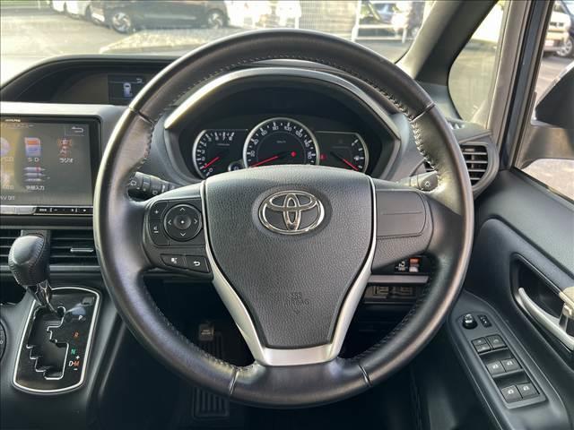 ヴォクシー ＺＳ☆４ＷＤ☆９インチナビ☆バックカメラ☆試乗できます☆　☆４ＷＤ☆９インチナビ☆ＴＶ☆Ｂｌｕｅｔｏｏｔｈ☆バックカメラ☆後席フリップダウンモニター☆パワースライドドア☆ＬＥＤライト☆ビルトインＥＴＣ☆モデリスタサスペンション／フロントスポイラー☆試乗ＯＫ☆（11枚目）