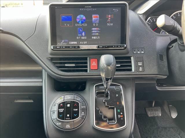 ヴォクシー ＺＳ☆４ＷＤ☆９インチナビ☆バックカメラ☆試乗できます☆　☆４ＷＤ☆９インチナビ☆ＴＶ☆Ｂｌｕｅｔｏｏｔｈ☆バックカメラ☆後席フリップダウンモニター☆パワースライドドア☆ＬＥＤライト☆ビルトインＥＴＣ☆モデリスタサスペンション／フロントスポイラー☆試乗ＯＫ☆（13枚目）