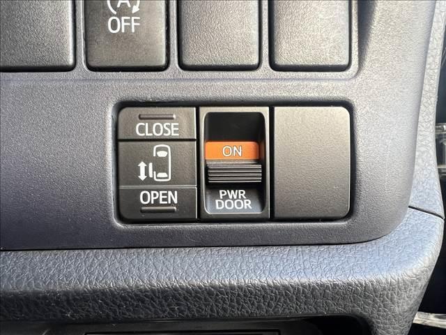 ヴォクシー ＺＳ☆４ＷＤ☆９インチナビ☆バックカメラ☆試乗できます☆　☆４ＷＤ☆９インチナビ☆ＴＶ☆Ｂｌｕｅｔｏｏｔｈ☆バックカメラ☆後席フリップダウンモニター☆パワースライドドア☆ＬＥＤライト☆ビルトインＥＴＣ☆モデリスタサスペンション／フロントスポイラー☆試乗ＯＫ☆（20枚目）