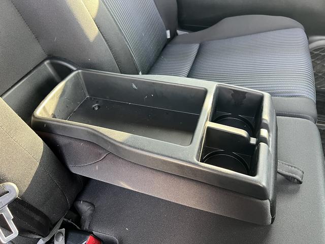 ヴォクシー ＺＳ☆４ＷＤ☆９インチナビ☆バックカメラ☆試乗できます☆　☆４ＷＤ☆９インチナビ☆ＴＶ☆Ｂｌｕｅｔｏｏｔｈ☆バックカメラ☆後席フリップダウンモニター☆パワースライドドア☆ＬＥＤライト☆ビルトインＥＴＣ☆モデリスタサスペンション／フロントスポイラー☆試乗ＯＫ☆（52枚目）