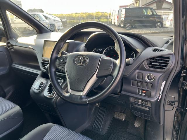 ヴォクシー ＺＳ☆４ＷＤ☆９インチナビ☆バックカメラ☆試乗できます☆　☆４ＷＤ☆９インチナビ☆ＴＶ☆Ｂｌｕｅｔｏｏｔｈ☆バックカメラ☆後席フリップダウンモニター☆パワースライドドア☆ＬＥＤライト☆ビルトインＥＴＣ☆モデリスタサスペンション／フロントスポイラー☆試乗ＯＫ☆（69枚目）