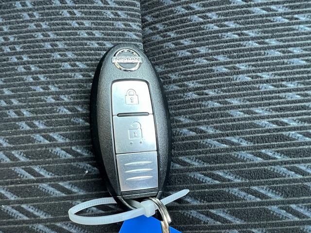 ノート メダリスト☆ナビ☆アラウンドビューモニター☆走行３．６万☆　☆ナビ☆ＴＶ☆Ｂｌｕｅｔｏｏｔｈ☆アラウンドビューモニター☆ハーフレザーシート☆ＬＥＤヘッドライト☆オートライト☆アイドリングストップ☆ＥＴＣ☆スマートキー☆プッシュスタート☆走行３．６万☆試乗ＯＫ☆（33枚目）