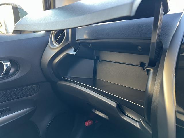 ノート メダリスト☆ナビ☆アラウンドビューモニター☆走行３．６万☆　☆ナビ☆ＴＶ☆Ｂｌｕｅｔｏｏｔｈ☆アラウンドビューモニター☆ハーフレザーシート☆ＬＥＤヘッドライト☆オートライト☆アイドリングストップ☆ＥＴＣ☆スマートキー☆プッシュスタート☆走行３．６万☆試乗ＯＫ☆（39枚目）