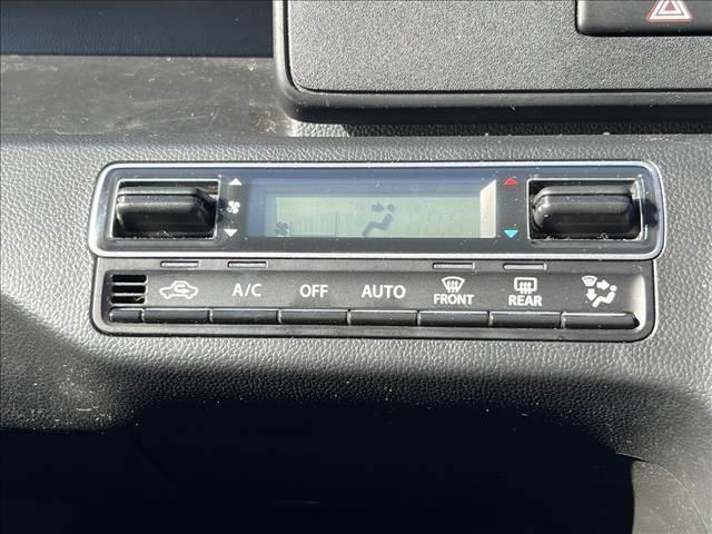 ☆ケンウッドナビ☆ＣＤ／ＤＶＤ☆ＴＶ☆Ｂｌｕｅｔｏｏｔｈ☆電動格納ミラー☆ヘッドライトレベライザー☆アイドリングストップ☆横滑り防止☆運転席シートヒーター☆キーレス☆走行４．７万ｋｍ☆試乗できます☆