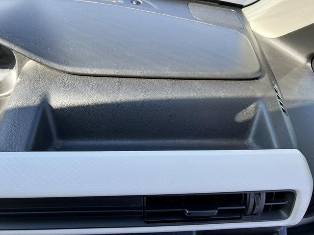 ☆ケンウッドナビ☆ＣＤ／ＤＶＤ☆ＴＶ☆Ｂｌｕｅｔｏｏｔｈ☆電動格納ミラー☆ヘッドライトレベライザー☆アイドリングストップ☆横滑り防止☆運転席シートヒーター☆キーレス☆走行４．７万ｋｍ☆試乗できます☆