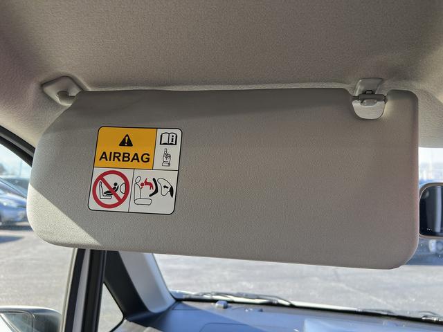 ☆ケンウッドナビ☆ＣＤ／ＤＶＤ☆ＴＶ☆Ｂｌｕｅｔｏｏｔｈ☆電動格納ミラー☆ヘッドライトレベライザー☆アイドリングストップ☆横滑り防止☆運転席シートヒーター☆キーレス☆走行４．７万ｋｍ☆試乗できます☆