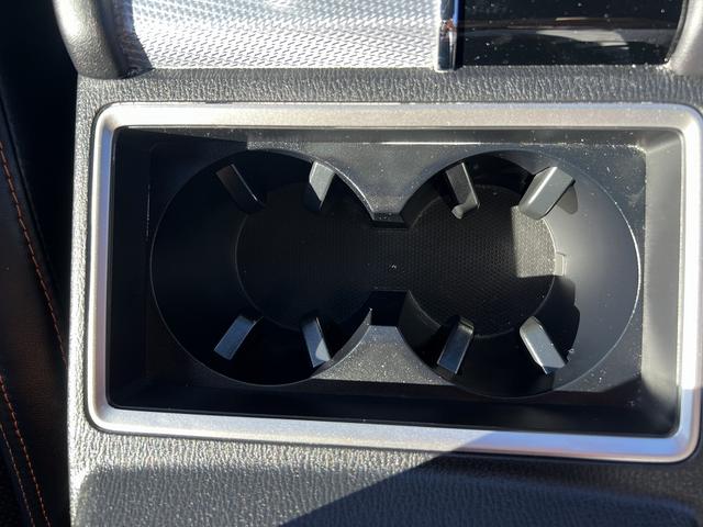 アウトランダーＰＨＥＶ Ｐ　マイパイロット☆４ＷＤ☆９インチナビ☆走行４．５万ｋｍ☆　☆４ＷＤ☆９インチナビ☆Ｂｌｕｅｔｏｏｔｈ☆マルチアラウンドモニター☆マイパイロット☆本革シート／パワーシート／メモリーシート／シートヒーター☆パワーバックドア☆ワイヤレス充電器☆ＬＥＤヘッドライト☆（37枚目）