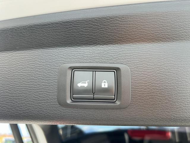 アウトランダーＰＨＥＶ Ｐ　マイパイロット☆４ＷＤ☆９インチナビ☆走行４．５万ｋｍ☆　☆４ＷＤ☆９インチナビ☆Ｂｌｕｅｔｏｏｔｈ☆マルチアラウンドモニター☆マイパイロット☆本革シート／パワーシート／メモリーシート／シートヒーター☆パワーバックドア☆ワイヤレス充電器☆ＬＥＤヘッドライト☆（78枚目）