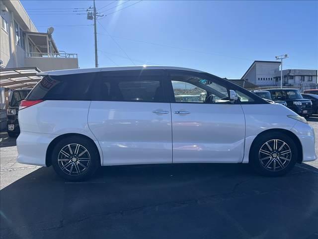 エスティマ アエラスＧエディション☆ナビ☆走行４．１万☆試乗ＯＫ☆　☆ナビ☆ＴＶ☆Ｂｌｕｅｔｏｏｔｈ☆バックカメラ☆フリップダウンモニター☆両側パワースライドドア☆キセノン＋オートライト☆クルーズコントロール☆ビルトインＥＴＣ☆オットマン☆走行４．１万ｋｍ☆試乗ＯＫ☆（5枚目）