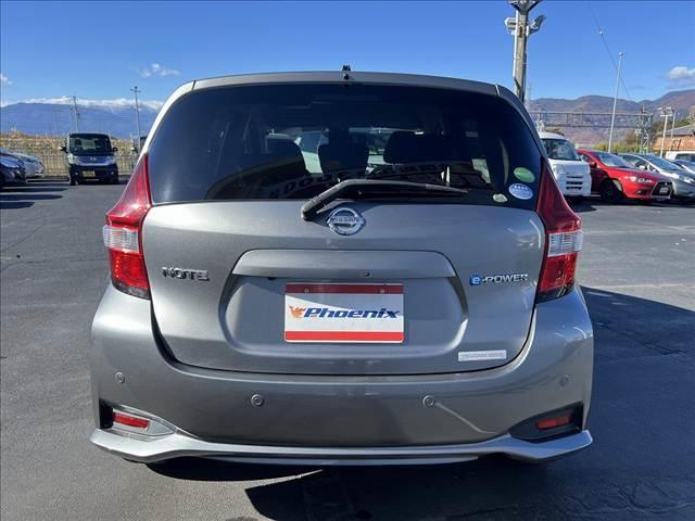 ノート ｅパワーＸ☆ナビ☆ＬＥＤライト☆走行０．６万ｋｍ☆試乗ＯＫ☆　☆ナビ☆ＴＶ☆Ｂｌｕｅｔｏｏｔｈ☆アラウンドビューモニター☆エマージェンシーブレーキ☆ＬＥＤヘッドライト＋オートライト☆車線逸脱警報☆ＥＴＣ☆インテリジェントルームミラー☆走行０．６万ｋｍ☆試乗ＯＫ☆（7枚目）