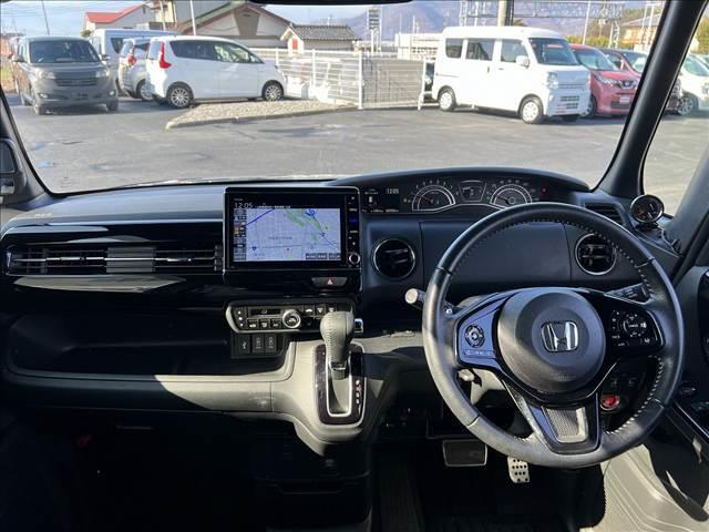 N-BOXカスタム カスタムL☆ターボ☆8インチナビ☆走行2.2万☆試乗OK☆ ☆ワンオーナー☆8インチナビ☆Bluetooth☆バックカメラ☆両側電動ドア☆ホンダセンシング☆アダプティブクルーズ☆ビルトインETC☆前席シートヒーター☆無限Fグリル/スポイラー☆走行2.2万km☆(10枚目)