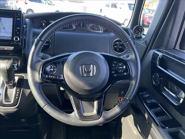 N-BOXカスタム カスタムL☆ターボ☆8インチナビ☆走行2.2万☆試乗OK☆ ☆ワンオーナー☆8インチナビ☆Bluetooth☆バックカメラ☆両側電動ドア☆ホンダセンシング☆アダプティブクルーズ☆ビルトインETC☆前席シートヒーター☆無限Fグリル/スポイラー☆走行2.2万km☆(11枚目)