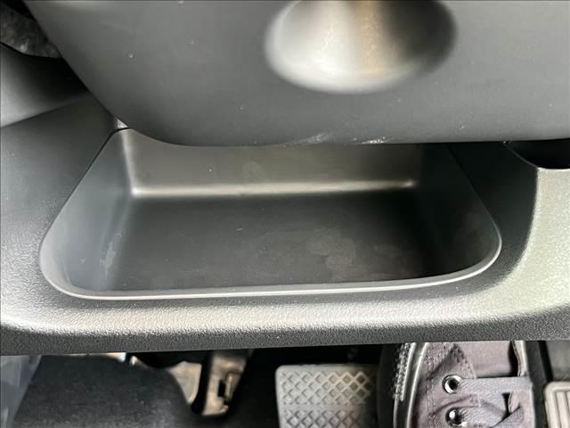 N-BOXカスタム カスタムコーディネートスタイル☆4WD☆ホンダセンシング☆ ☆現行モデル☆4WD☆ホンダセンシング☆アダプティブクルーズ☆両側電動ドア☆パーキングセンサー☆電動パーキング☆フルプライムスムースシート☆前席シートヒーター☆LEDライト&フォグ☆走行104km☆(17枚目)