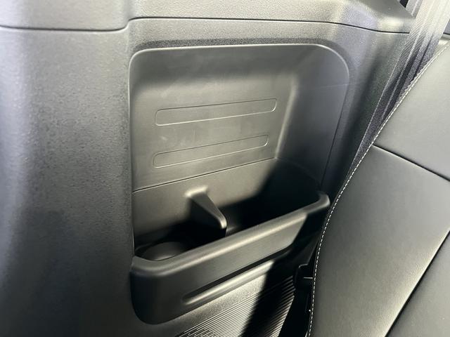 N-BOXカスタム カスタムコーディネートスタイル☆4WD☆ホンダセンシング☆ ☆現行モデル☆4WD☆ホンダセンシング☆アダプティブクルーズ☆両側電動ドア☆パーキングセンサー☆電動パーキング☆フルプライムスムースシート☆前席シートヒーター☆LEDライト&フォグ☆走行104km☆(35枚目)