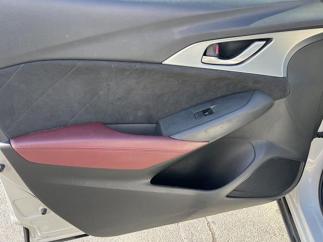 ＣＸ－３ ＸＤツーリングＬパッケージ☆４ＷＤ☆ナビ☆試乗できます☆　☆４ＷＤ☆ディーゼル☆ナビ☆ＴＶ☆Ｂｌｕｅｔｏｏｔｈ☆バックカメラ☆レーダークルーズ☆スマートシティブレーキ☆ブラインドスポットモニター☆ＬＥＤライト☆パーキングソナー☆前席シートヒーター☆試乗ＯＫ☆（69枚目）