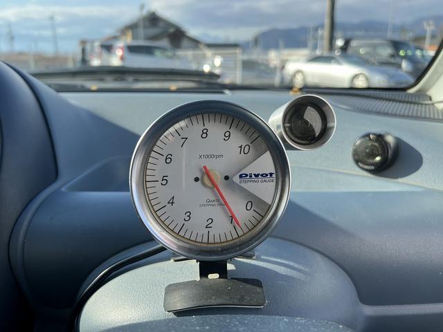 ツイン ガソリンＡ☆５速ＭＴ☆ＬＥＤライト☆ＲＥＣＡＲＯセミバケ☆　☆５速ＭＴ☆ＬＥＤヘッドライト☆ＲＡＺＯシフトノブ☆ＲＥＣＡＲＯセミバケットシート☆ＰＩＶＯＴタコメーター☆ＲＳＲダウンサス☆ＫＹＢショックアブソーバー☆オートジュエルマフラー☆ケンウッドオーディオ☆（29枚目）