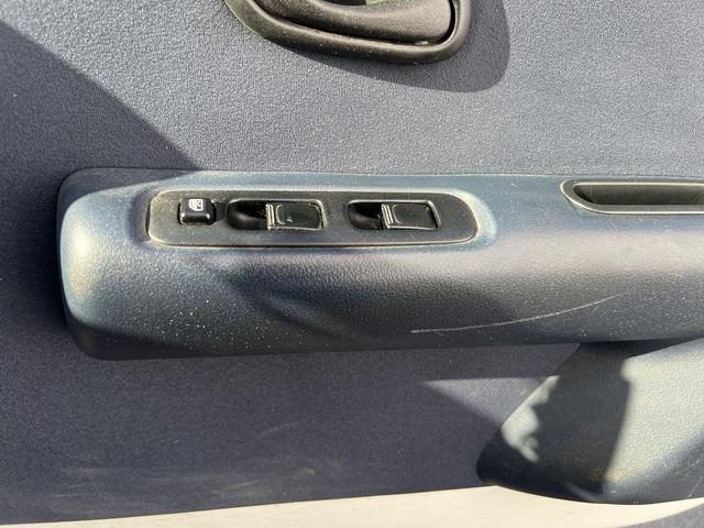 ツイン ガソリンＡ☆５速ＭＴ☆ＬＥＤライト☆ＲＥＣＡＲＯセミバケ☆　☆５速ＭＴ☆ＬＥＤヘッドライト☆ＲＡＺＯシフトノブ☆ＲＥＣＡＲＯセミバケットシート☆ＰＩＶＯＴタコメーター☆ＲＳＲダウンサス☆ＫＹＢショックアブソーバー☆オートジュエルマフラー☆ケンウッドオーディオ☆（68枚目）