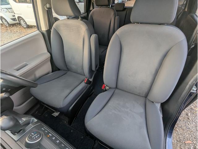 フリード Ｇ　Ｌパッケージ　禁煙車　バックカメラ　ナビ　テレビ　左側パワースライドドア　アルミホイール　キーレスエントリー　ＨＩＤ　ＥＴＣ　ＤＶＤ　ＡＢＳ（20枚目）