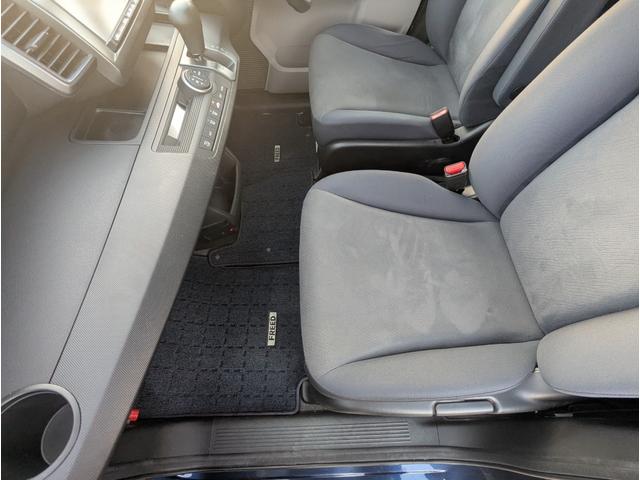 フリード Ｇ　Ｌパッケージ　禁煙車　バックカメラ　ナビ　テレビ　左側パワースライドドア　アルミホイール　キーレスエントリー　ＨＩＤ　ＥＴＣ　ＤＶＤ　ＡＢＳ（21枚目）