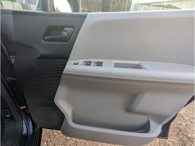 フリード Ｇ　Ｌパッケージ　禁煙車　バックカメラ　ナビ　テレビ　左側パワースライドドア　アルミホイール　キーレスエントリー　ＨＩＤ　ＥＴＣ　ＤＶＤ　ＡＢＳ（35枚目）