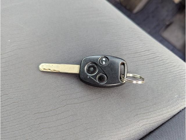 フリード Ｇ　Ｌパッケージ　禁煙車　バックカメラ　ナビ　テレビ　左側パワースライドドア　アルミホイール　キーレスエントリー　ＨＩＤ　ＥＴＣ　ＤＶＤ　ＡＢＳ（56枚目）