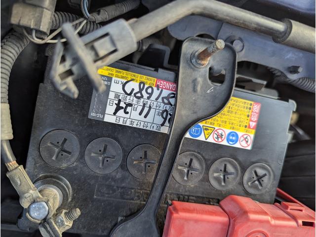 フリード Ｇ　Ｌパッケージ　禁煙車　バックカメラ　ナビ　テレビ　左側パワースライドドア　アルミホイール　キーレスエントリー　ＨＩＤ　ＥＴＣ　ＤＶＤ　ＡＢＳ（58枚目）