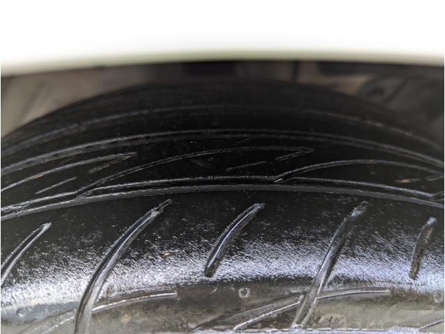 ゼストスパーク Ｗ　２０２１年製タイヤ　アルミホイール　スマートキー　テレビ　ナビ　バックカメラ　ドラレコ　ＤＶＤ　ＨＩＤ（17枚目）