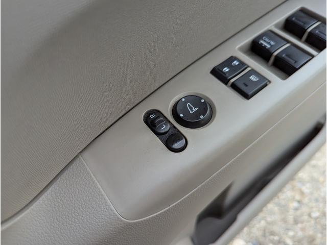 Ｎ－ＢＯＸ Ｇ・Ｌパッケージ　禁煙車　２０２４年製タイヤ　プッシュスタートスマートキー　ナビ　テレビ　左側パワースライドドア　アルミホイール　ＥＴＣ　ＤＶＤ　オートエアコン（53枚目）