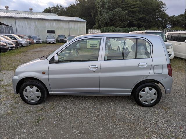 ミニカ ヴォイス　ワンオーナー　禁煙車　記録簿　キーレスエントリー　衝突安全ボディ（13枚目）