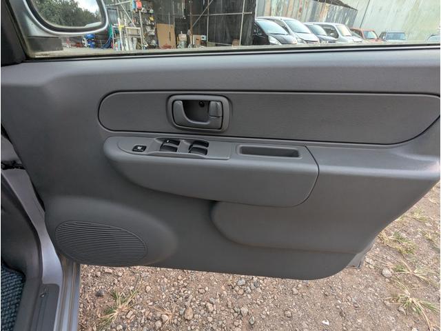 ミニカ ヴォイス　ワンオーナー　禁煙車　記録簿　キーレスエントリー　衝突安全ボディ（36枚目）