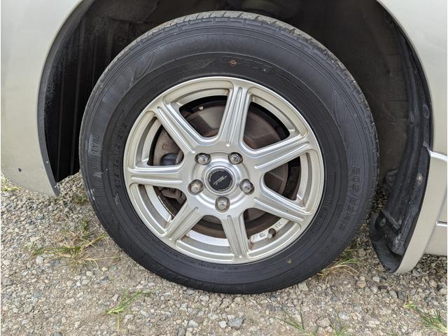 ステップワゴン Ｌ　４ＷＤ　禁煙車　バックカメラ　スマートキー　両側パワースライドドア　ナビ　テレビ　アルミホイール　ＥＴＣ　ＨＩＤ　ＡＢＳ　ドライブレコーダー　オートライト（14枚目）