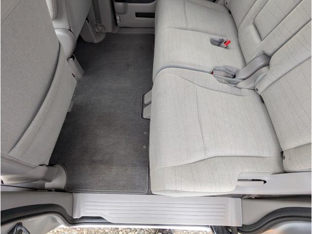 ステップワゴン Ｌ　４ＷＤ　禁煙車　バックカメラ　スマートキー　両側パワースライドドア　ナビ　テレビ　アルミホイール　ＥＴＣ　ＨＩＤ　ＡＢＳ　ドライブレコーダー　オートライト（29枚目）