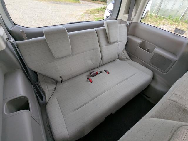 ステップワゴン Ｌ　４ＷＤ　禁煙車　バックカメラ　スマートキー　両側パワースライドドア　ナビ　テレビ　アルミホイール　ＥＴＣ　ＨＩＤ　ＡＢＳ　ドライブレコーダー　オートライト（37枚目）