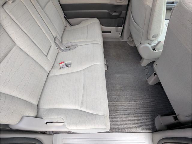 ステップワゴン Ｌ　４ＷＤ　禁煙車　バックカメラ　スマートキー　両側パワースライドドア　ナビ　テレビ　アルミホイール　ＥＴＣ　ＨＩＤ　ＡＢＳ　ドライブレコーダー　オートライト（38枚目）