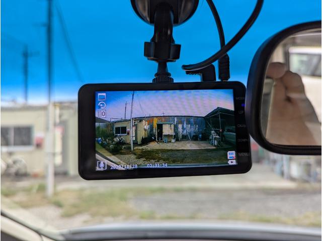 ステップワゴン Ｌ　４ＷＤ　禁煙車　バックカメラ　スマートキー　両側パワースライドドア　ナビ　テレビ　アルミホイール　ＥＴＣ　ＨＩＤ　ＡＢＳ　ドライブレコーダー　オートライト（61枚目）