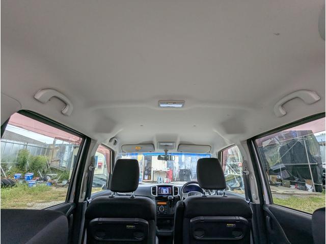 ソリオ Ｓ－ＤＪＥ　ワンオーナー　レーダーブレーキサポート　禁煙車　記録簿　バックカメラ　フルセグテレビ　ナビ　両側パワースライドドア　ＨＩＤ　ＥＴＣ　ＤＶＤ　ＡＢＳ　アイドリングストップ　クルーズコントロール（28枚目）