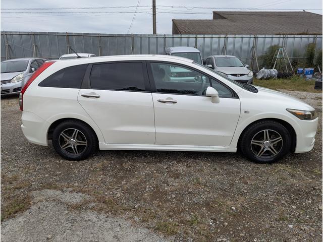 ストリーム RSZ 禁煙車 バックカメラ パドルシフト ナビ アルミホイール HID ETC DVD ABS キーレスエントリー(7枚目)