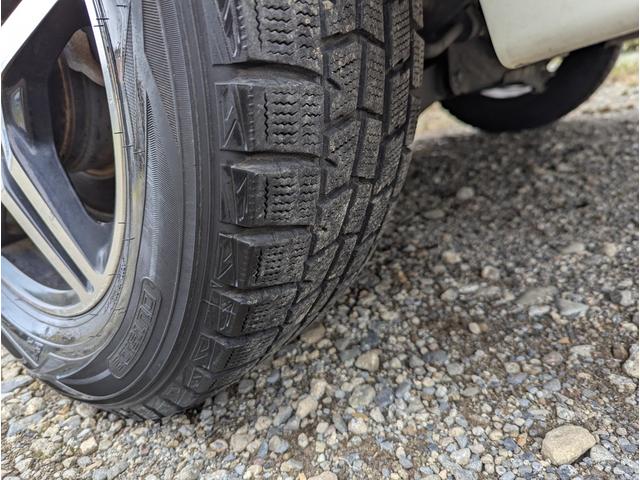 ストリーム RSZ 禁煙車 バックカメラ パドルシフト ナビ アルミホイール HID ETC DVD ABS キーレスエントリー(15枚目)