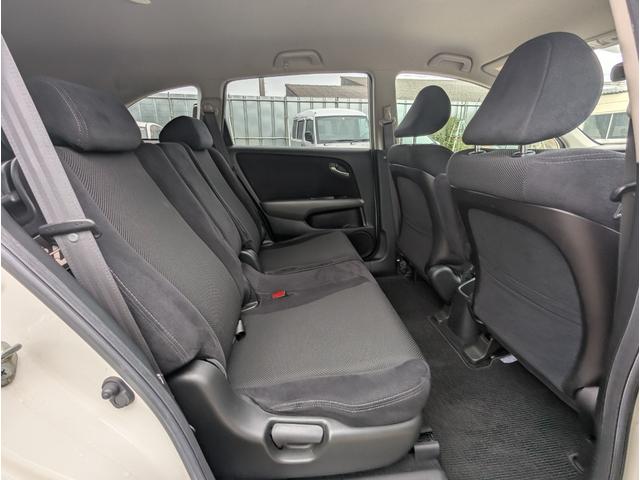 ストリーム RSZ 禁煙車 バックカメラ パドルシフト ナビ アルミホイール HID ETC DVD ABS キーレスエントリー(34枚目)