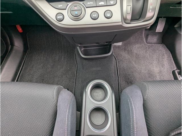 ストリーム RSZ 禁煙車 バックカメラ パドルシフト ナビ アルミホイール HID ETC DVD ABS キーレスエントリー(45枚目)