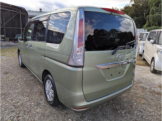 セレナ 20G 4WD 禁煙車 BLUETOOTH バックカメラ 両側パワースライドドア フルセグテレビ ナビ アルミホイール アイドリングストップ クルーズコントロール HID ETC ABS(11枚目)