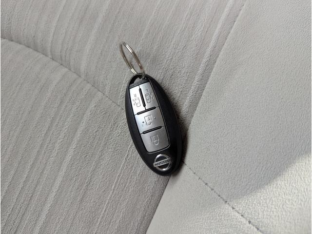 セレナ 20G 4WD 禁煙車 BLUETOOTH バックカメラ 両側パワースライドドア フルセグテレビ ナビ アルミホイール アイドリングストップ クルーズコントロール HID ETC ABS(59枚目)