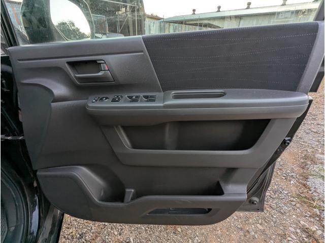 ステップワゴン G Lパッケージ バックカメラ スマートキー 両側パワースライドドア ナビ フルセグテレビ 後席モニター HID ETC ABS(36枚目)